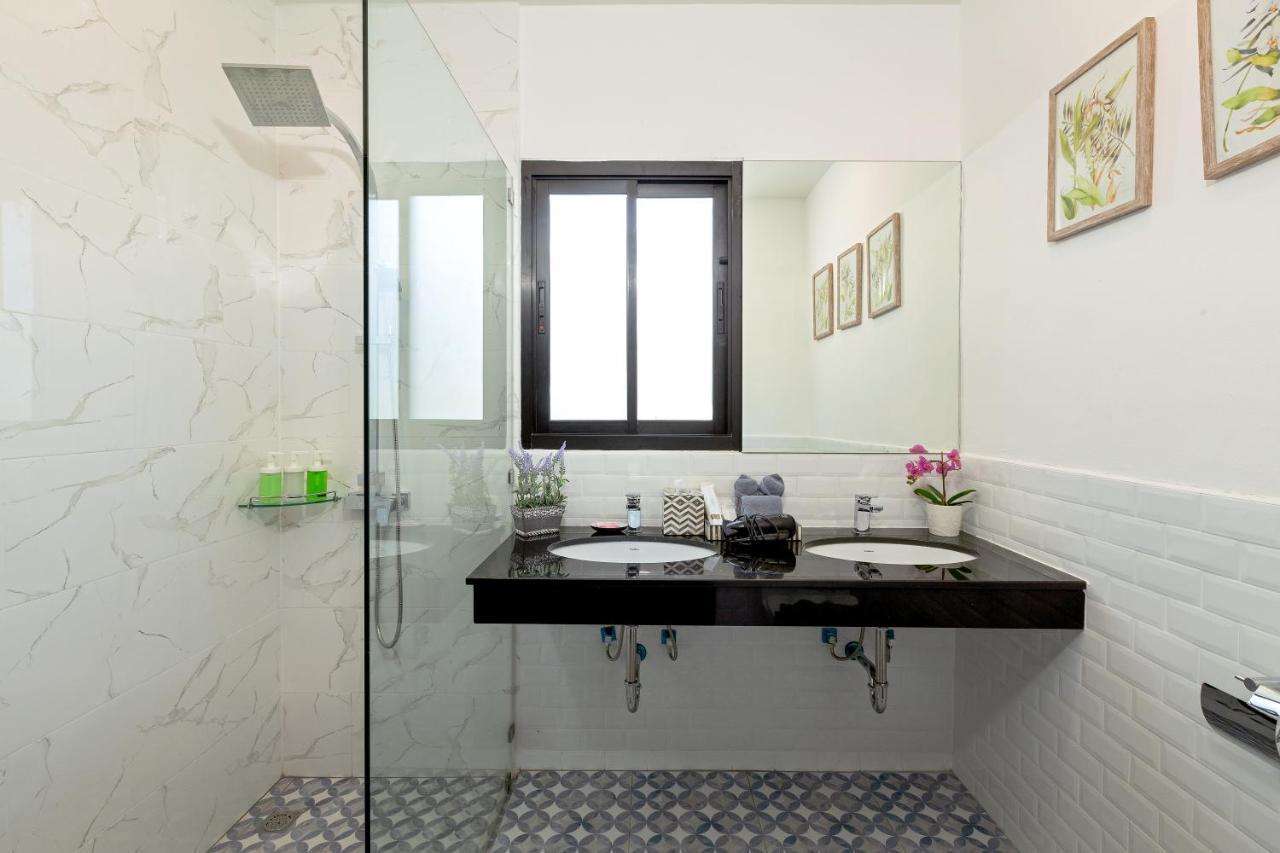 Patong Garden House - Luxury Villa In Patong Hills Bagian luar foto